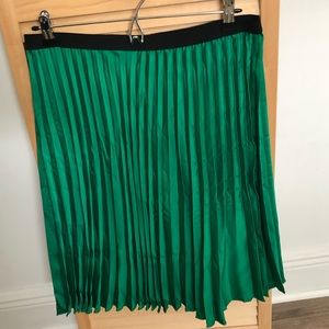 Emerald Green BCBG size 8 Skirt